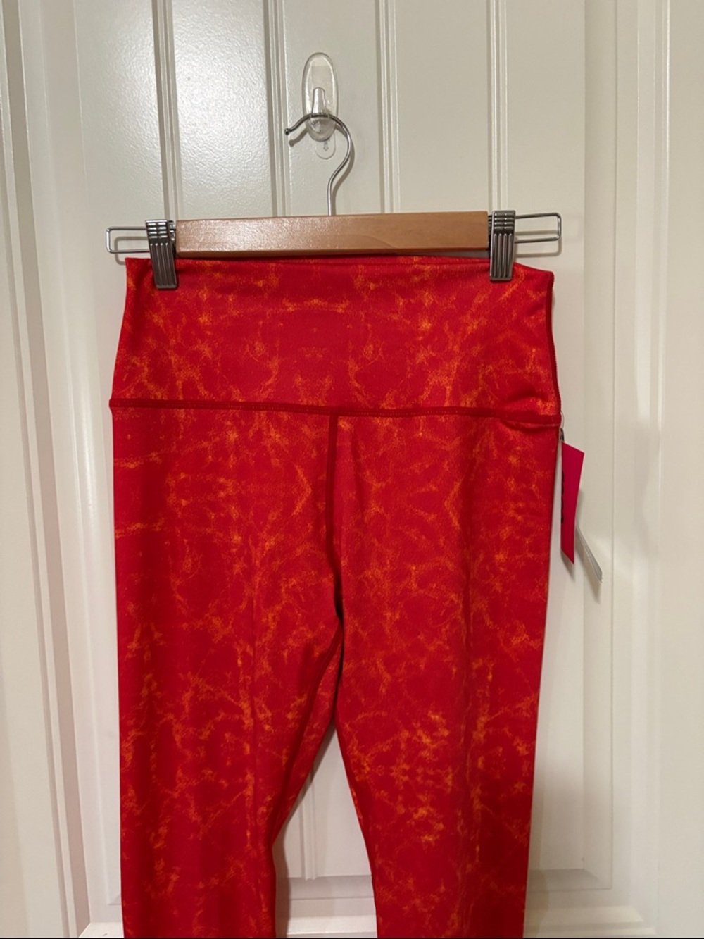 NWT Kansas City Chiefs Red Athletic Leggings - Picture 2 of 11